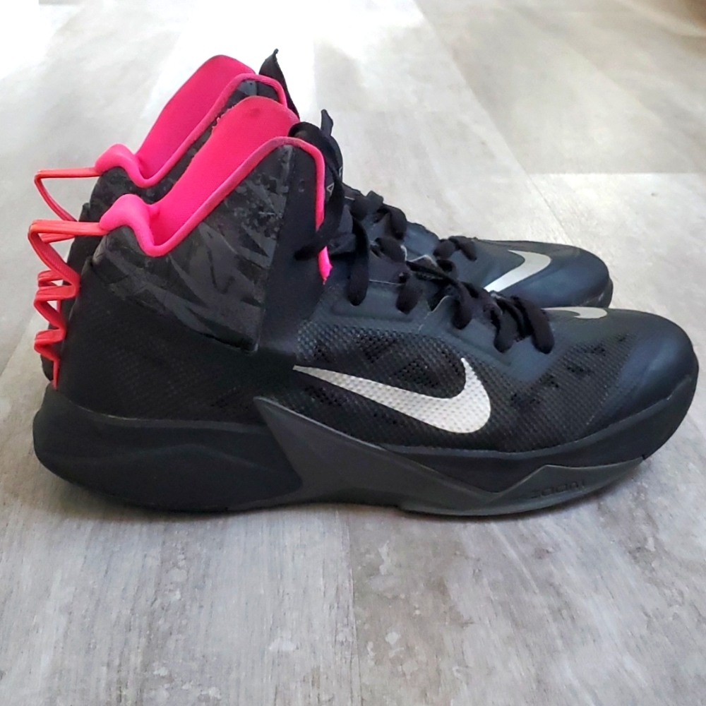 Nike hyperfuse basketball shoes